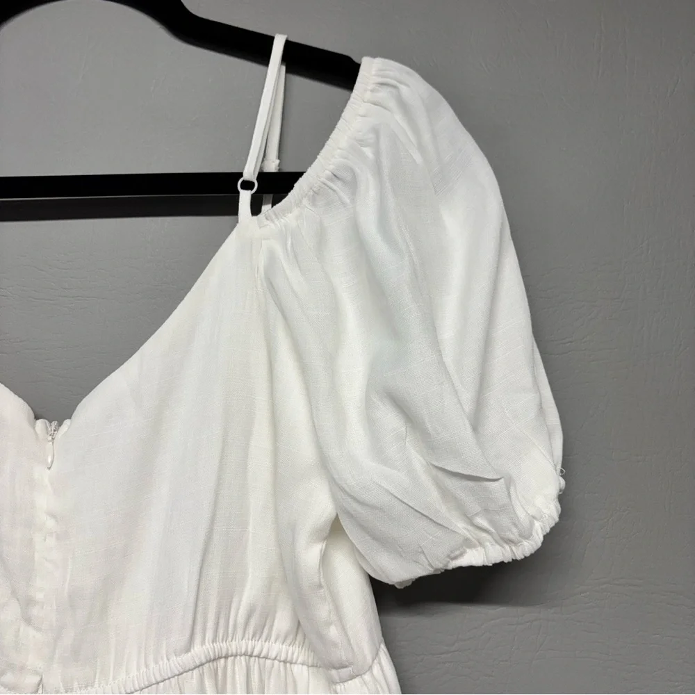 ✨HYFVE White Mini Dress Size M